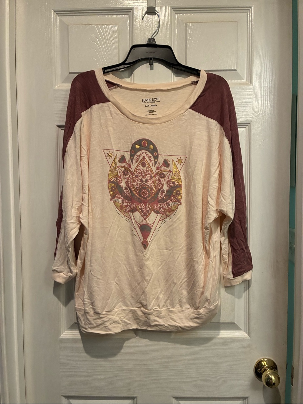 torrid Cream Raglan Top with Maroon Sleeves and Lotus Graphic